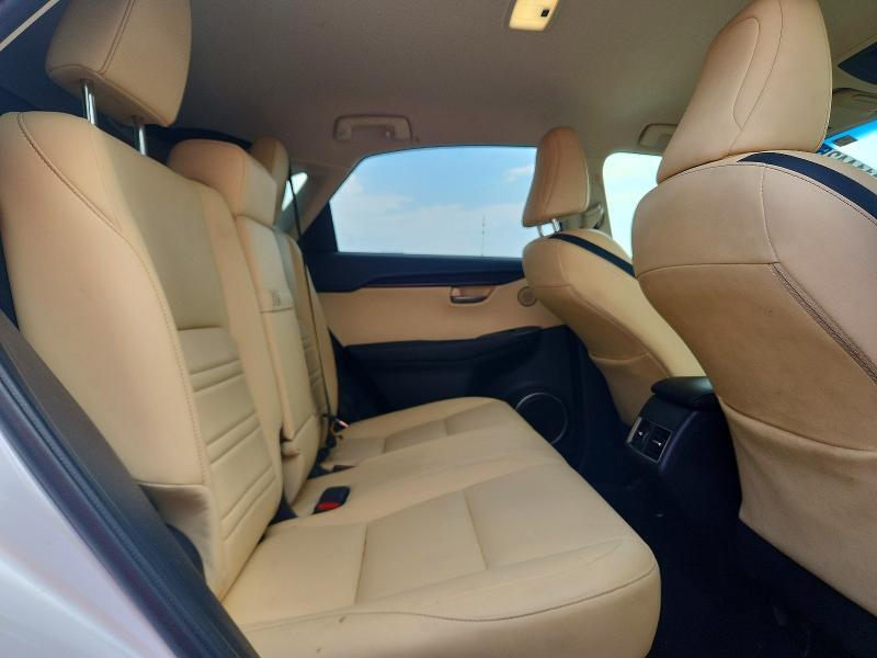 2016 LEXUS NX 200T BASE — Фото 11 из 13