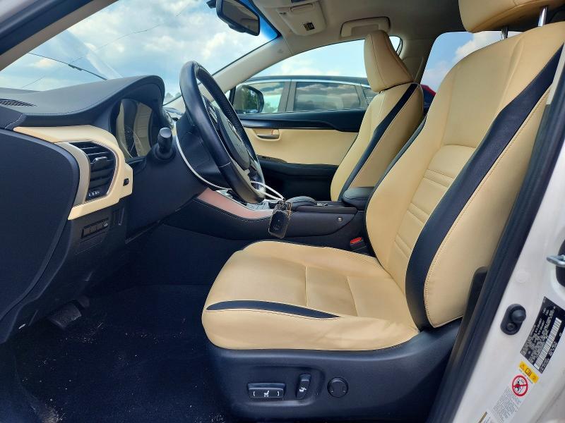 2016 LEXUS NX 200T BASE — Фото 7 из 13