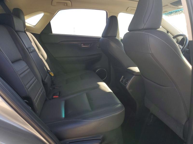 2016 LEXUS NX 200T BASE — Фото 10 из 12