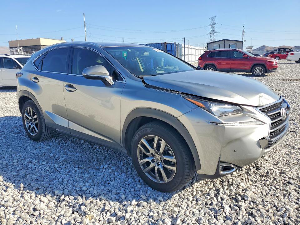 2016 LEXUS NX 200T BASE — Фото 4 из 12