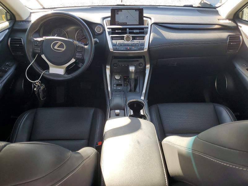 2016 LEXUS NX 200T BASE — Фото 8 из 12