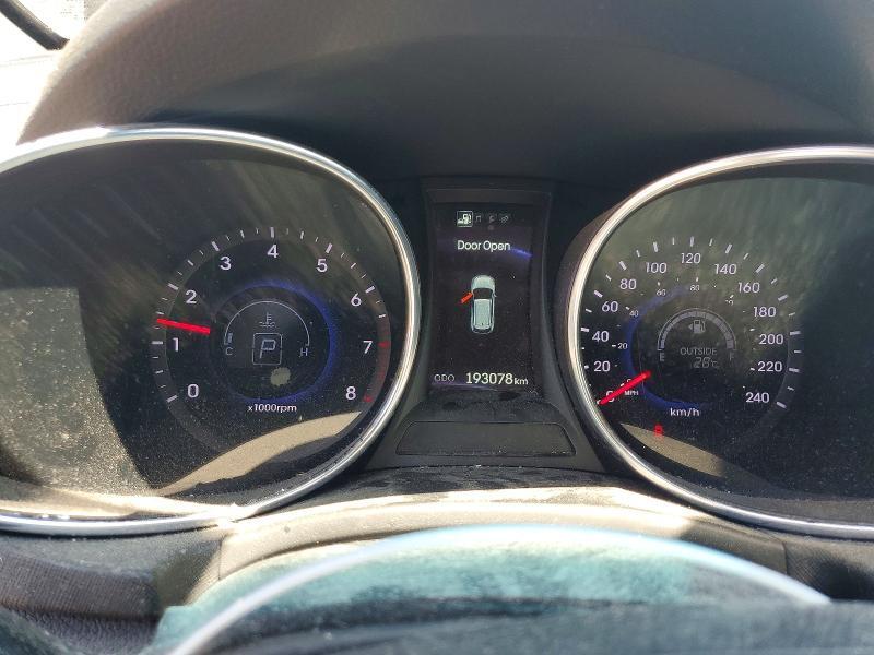 2015 HYUNDAI SANTA FE SPORT 2.0T — Фото 9 из 13