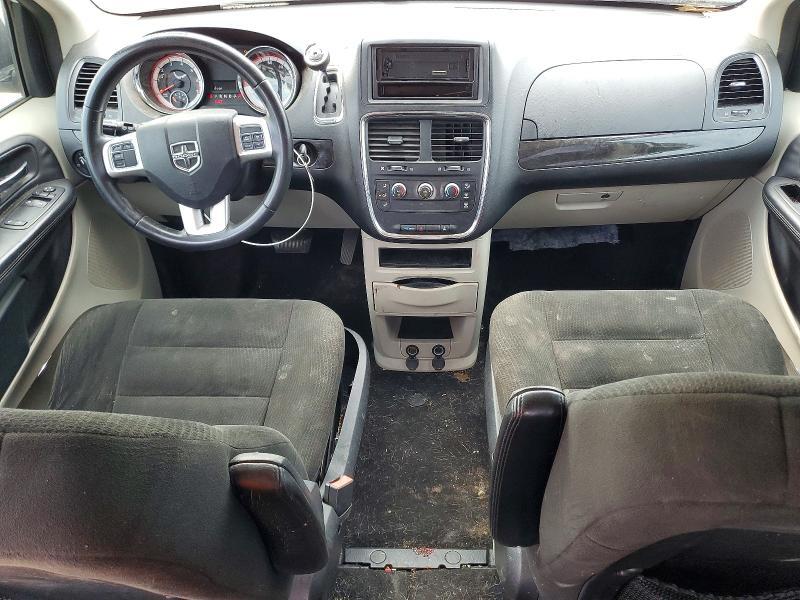 2015 DODGE GRAND CARAVAN SE — Фото 8 из 13