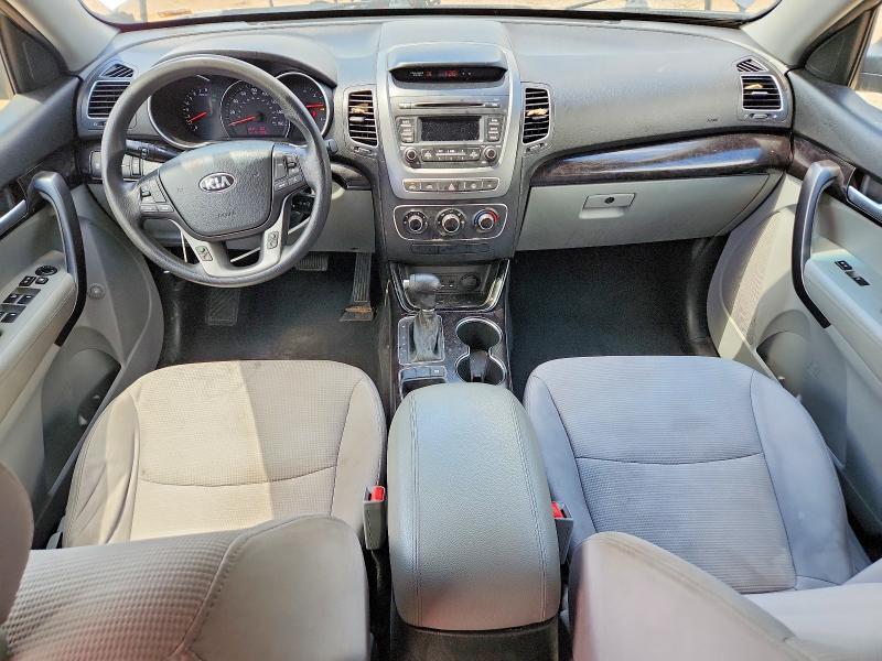 2015 KIA SORENTO LX — Фото 8 из 13