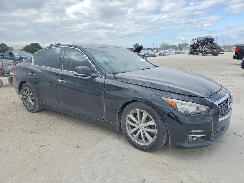 2015 INFINITI Q50 BASE — Фото 4 из 12