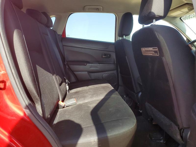 2015 MITSUBISHI OUTLANDER SPORT ES — Фото 11 из 13