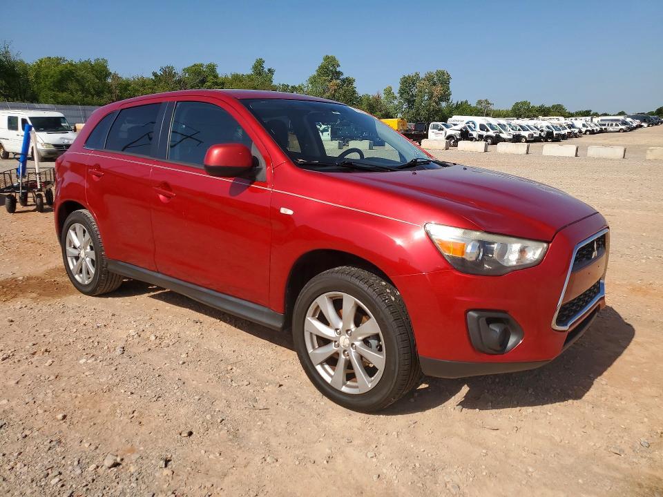 2015 MITSUBISHI OUTLANDER SPORT ES — Фото 4 из 13
