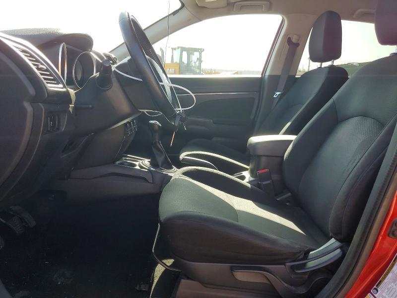 2015 MITSUBISHI OUTLANDER SPORT ES — Фото 7 из 13