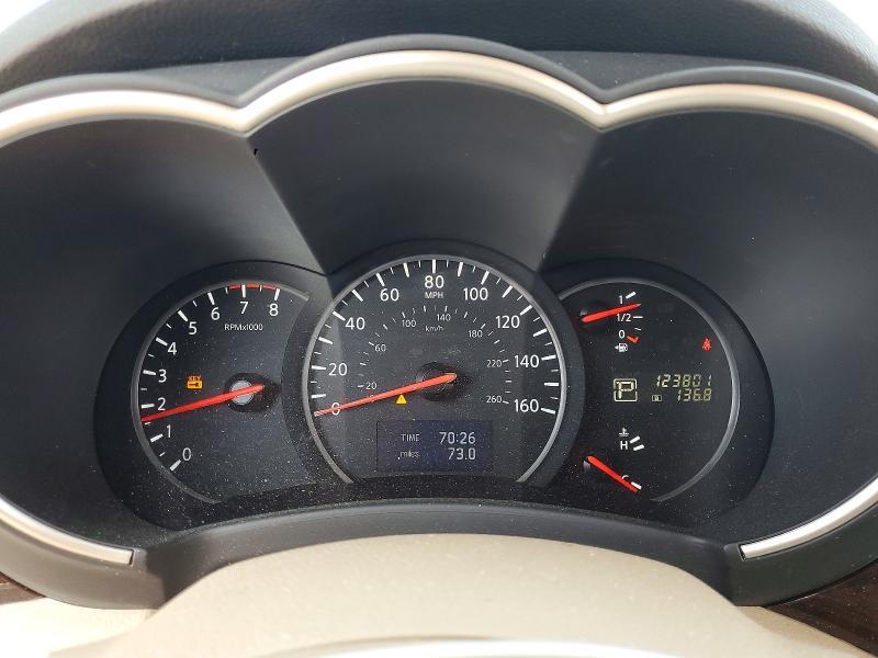 2015 NISSAN QUEST 3.5 SV — Фото 9 из 14