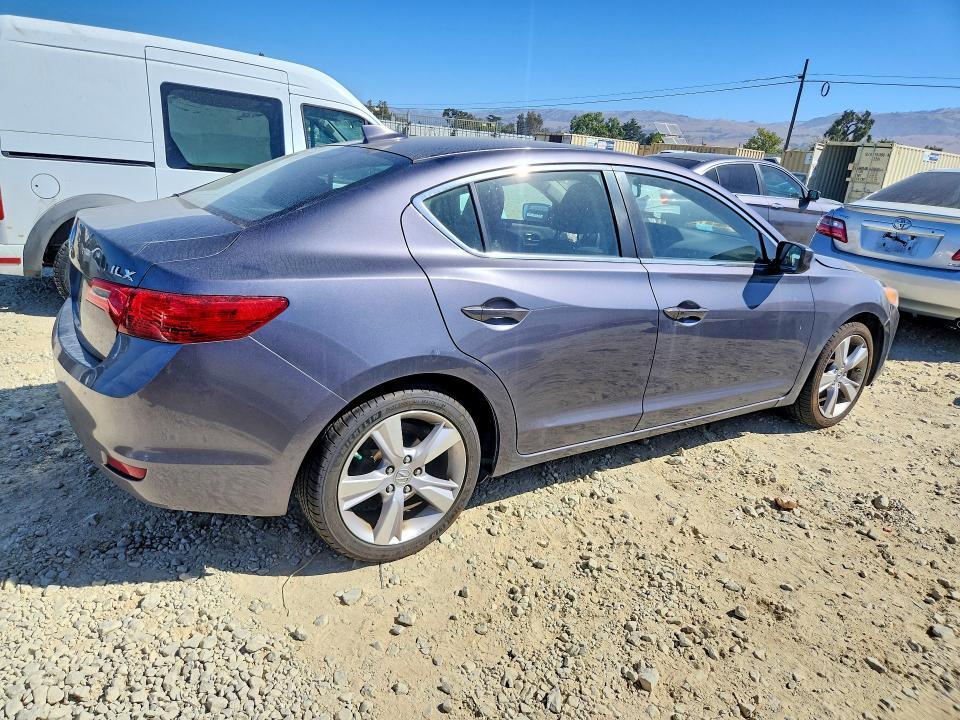 2015 ACURA ILX 20 TECH — Фото 3 из 12