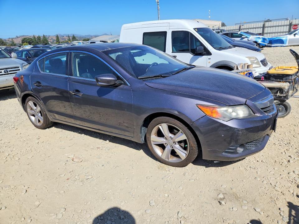 2015 ACURA ILX 20 TECH — Фото 4 из 12