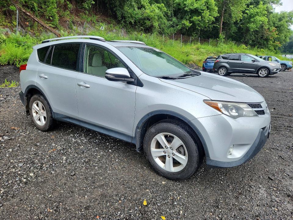 JTMRFREV4ED071667 2014 TOYOTA RAV4 photo no. 4