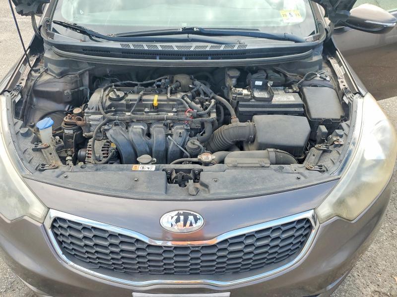 2014 KIA FORTE EX — Фото 11 из 12