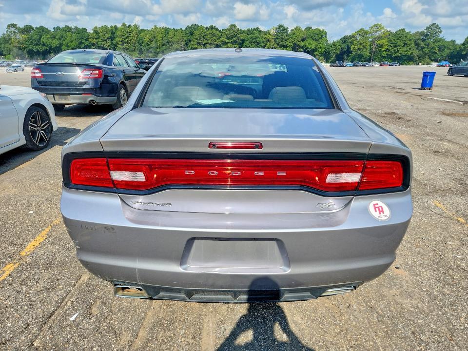 2014 DODGE CHARGER R/T — Фото 6 из 12