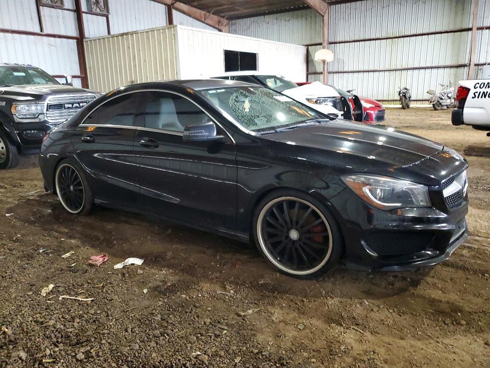 2014 MERCEDES-BENZ CLA 250 — Фото 4 из 12