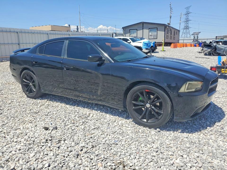 2014 DODGE CHARGER SE — Фото 4 из 12