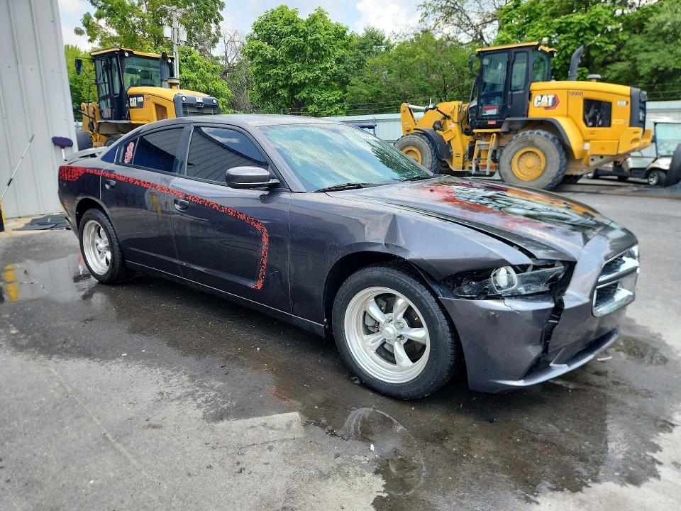 2013 DODGE CHARGER SE — Фото 4 из 12