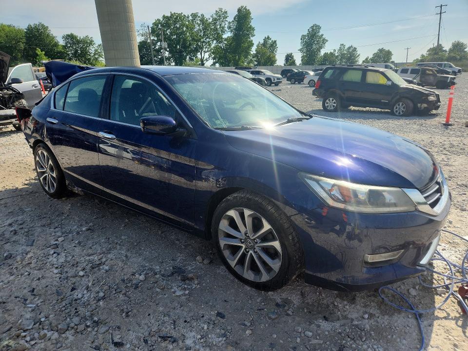 1HGCR2F5XDA066249 2013 HONDA ACCORD photo no. 4