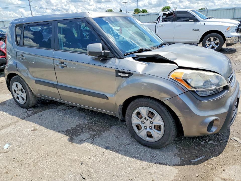 2013 KIA SOUL BASE — Фото 4 из 12