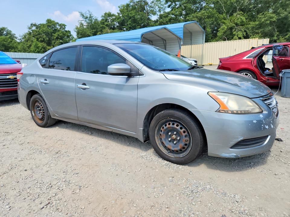 2013 NISSAN SENTRA S — Фото 4 из 12