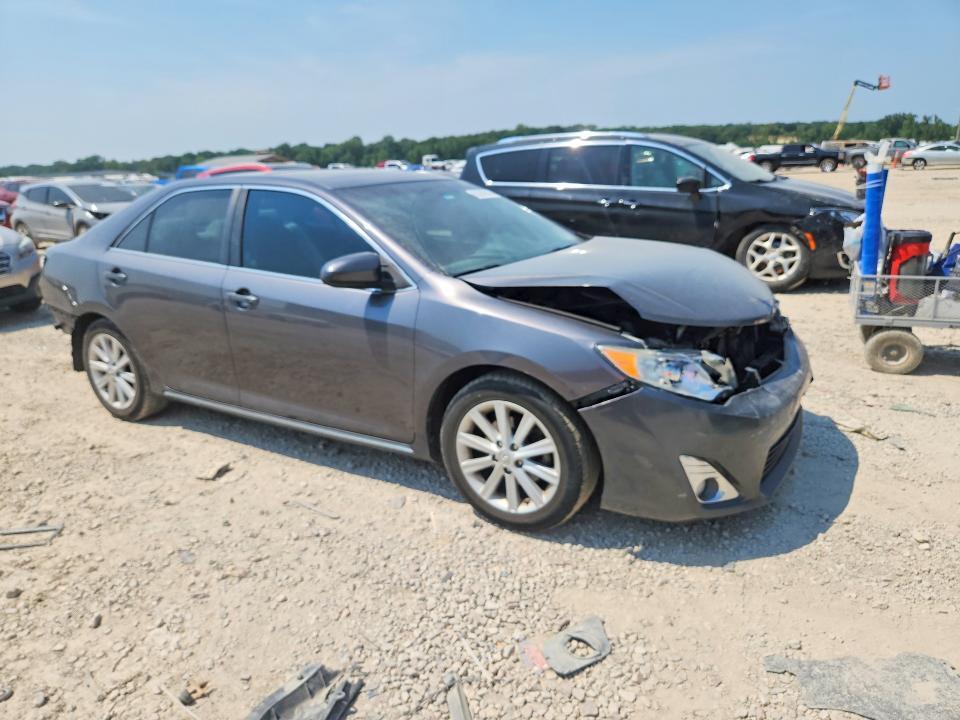 2013 TOYOTA CAMRY XLE V6 — Фото 4 из 13