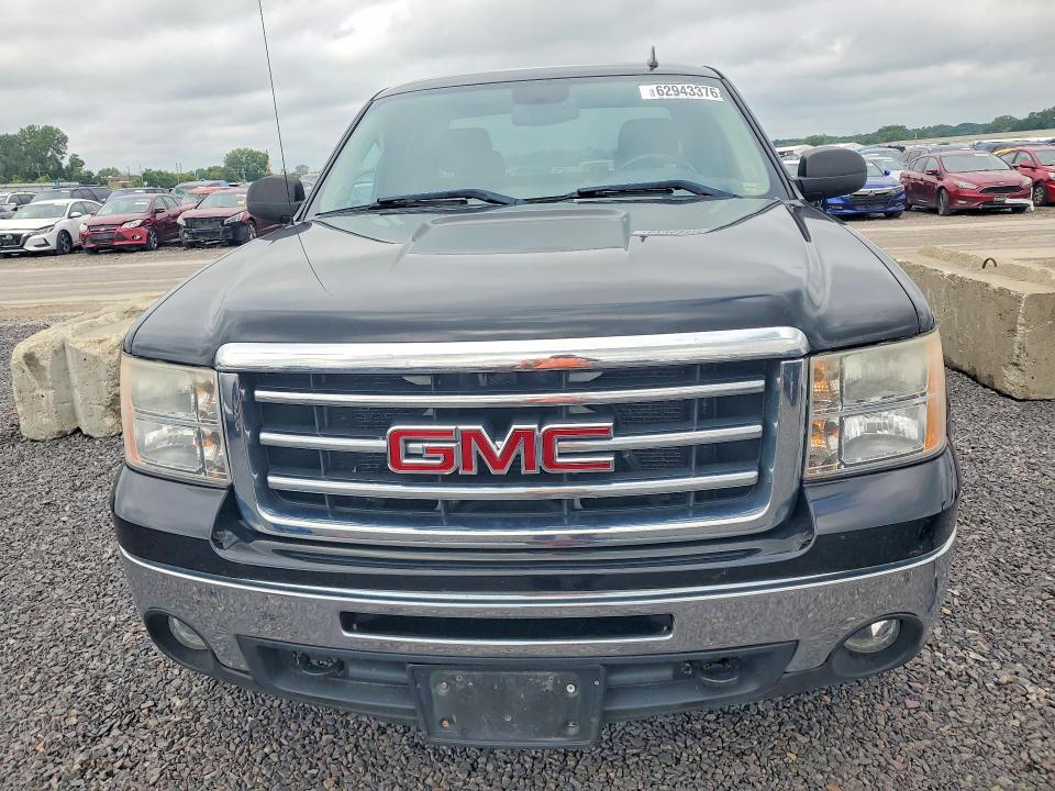2013 GMC SIERRA C1500 HEAVY DUTY — Фото 5 из 12