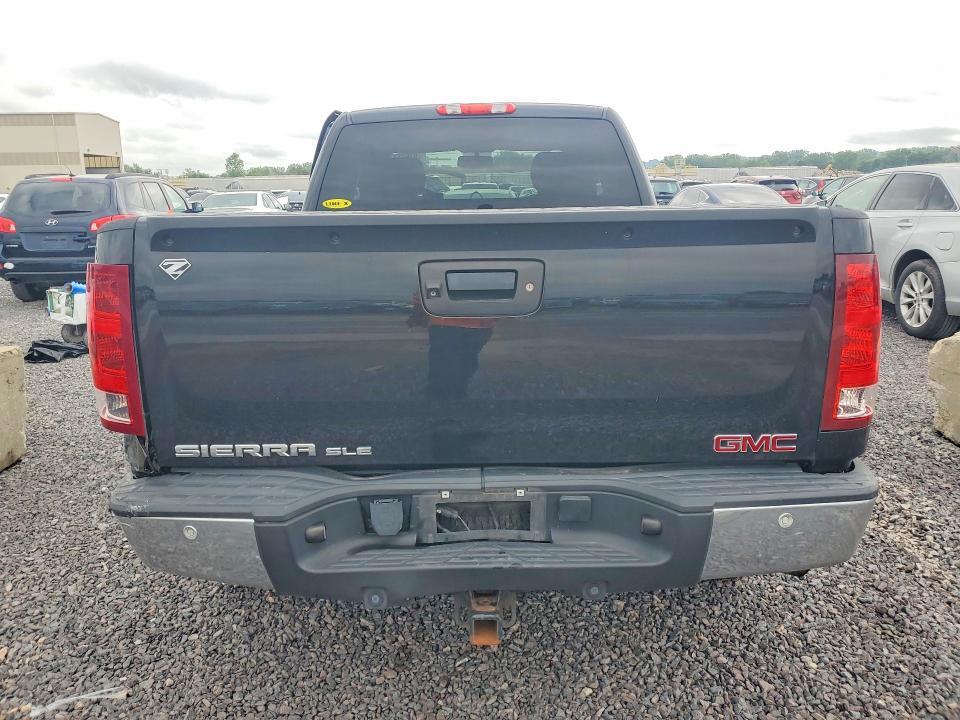 2013 GMC SIERRA C1500 HEAVY DUTY — Фото 6 из 12