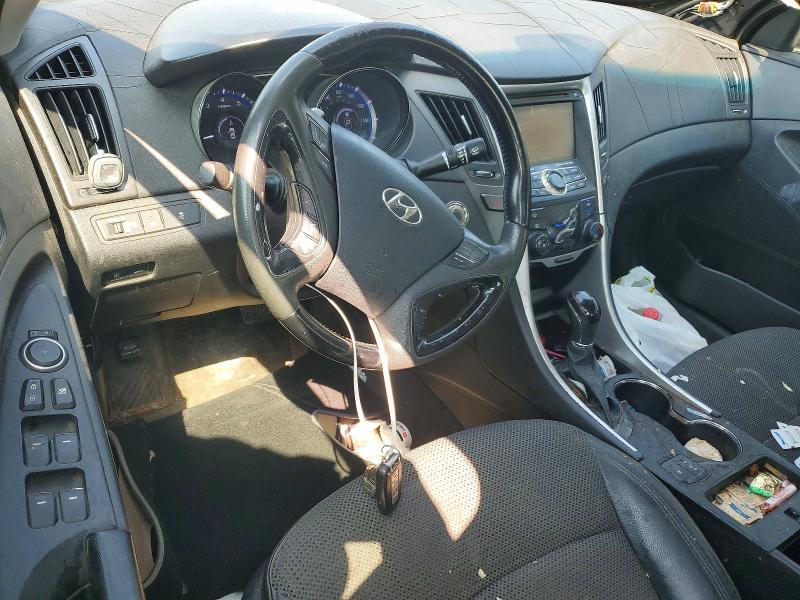 2013 HYUNDAI SONATA SE — Фото 8 из 12