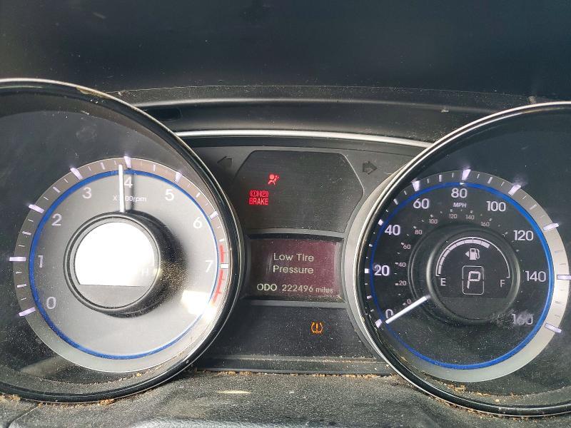2013 HYUNDAI SONATA SE — Фото 9 из 12