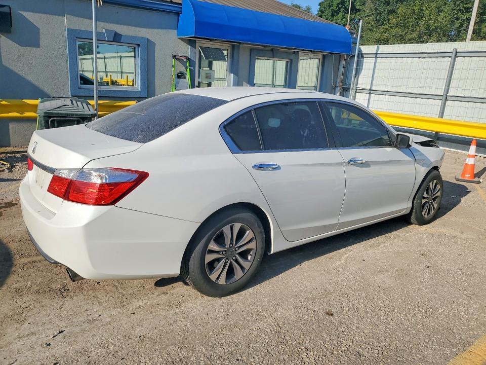 2013 HONDA ACCORD LX — Фото 3 из 13