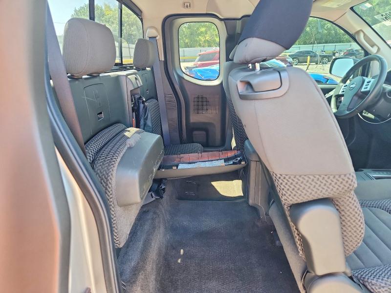 2013 NISSAN FRONTIER S — Фото 10 из 12