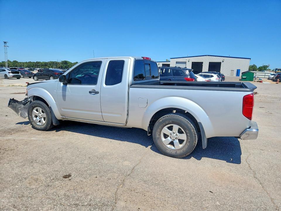 2013 NISSAN FRONTIER S — Фото 2 из 12