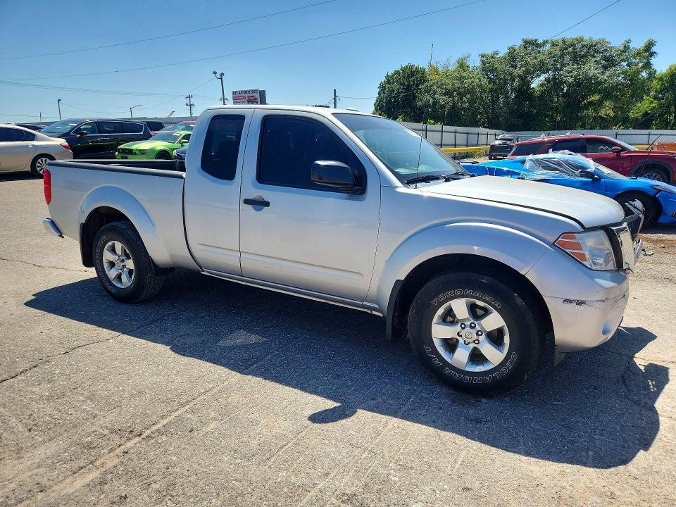 2013 NISSAN FRONTIER S — Фото 4 из 12
