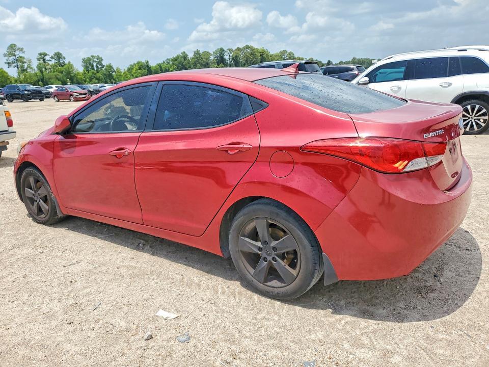 KMHDH4AE2DU934568 2013 HYUNDAI ELANTRA photo no. 2