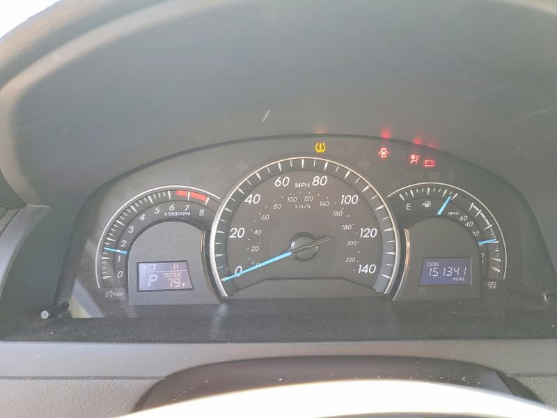2012 TOYOTA CAMRY LE — Фото 9 из 12