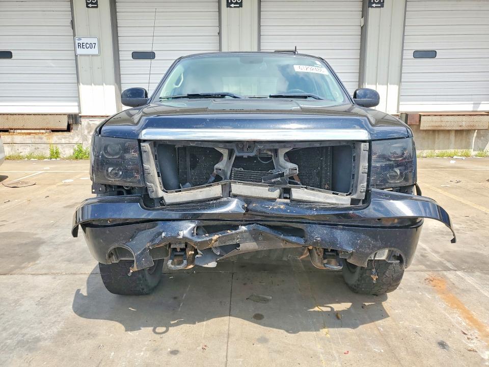 2012 GMC SIERRA K1500 DENALI — Фото 5 из 12
