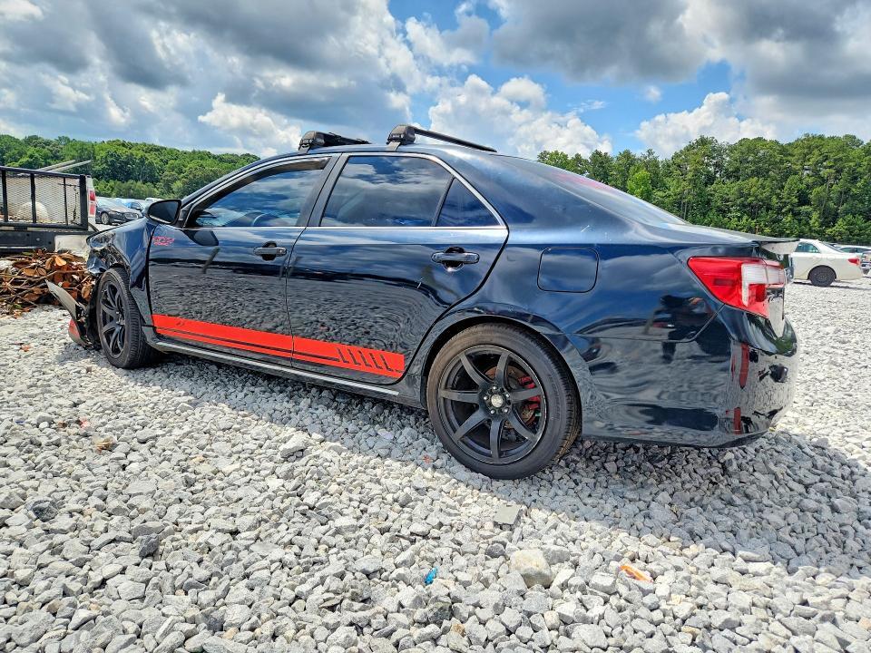 2012 TOYOTA CAMRY LE — Фото 2 из 13