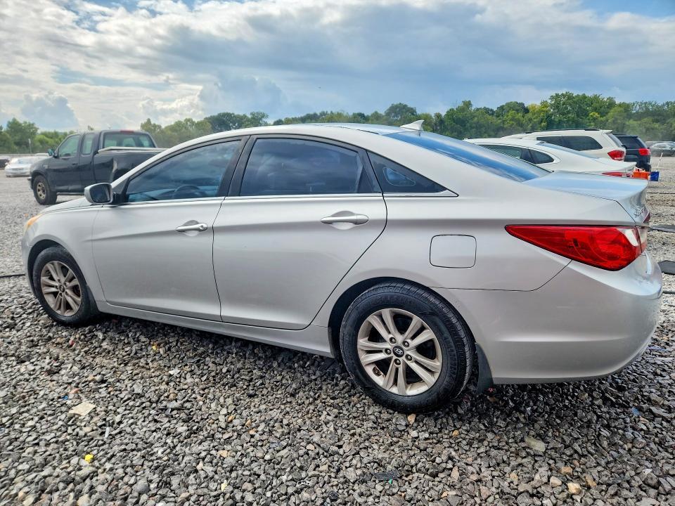 2012 HYUNDAI SONATA GLS — Фото 2 из 12