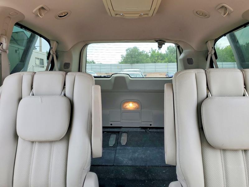 2012 CHRYSLER TOWN & COUNTRY TOURING L — Фото 10 из 14