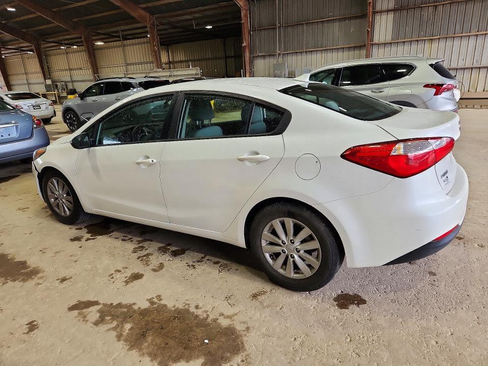 2016 KIA FORTE LX — Фото 2 из 12