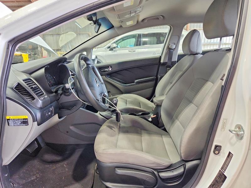 2016 KIA FORTE LX — Фото 7 из 12