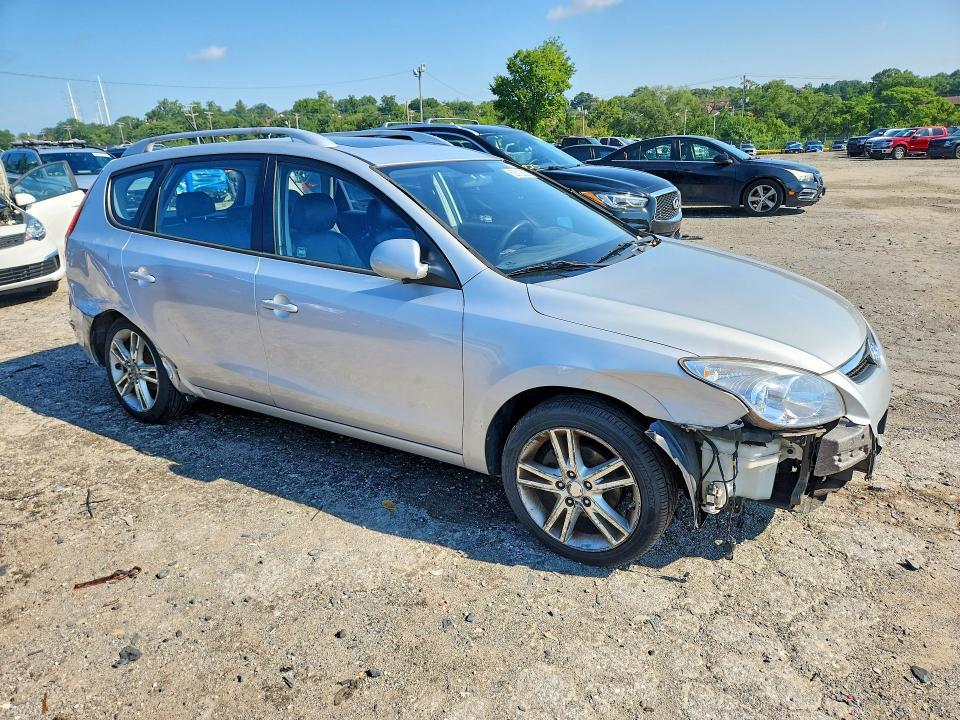 2011 HYUNDAI ELANTRA TOURING SE — Фото 4 из 12