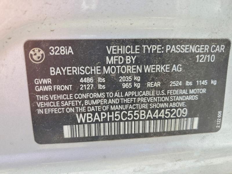 WBAPH5C55BA445209 2011 BMW 328 photo no. 12