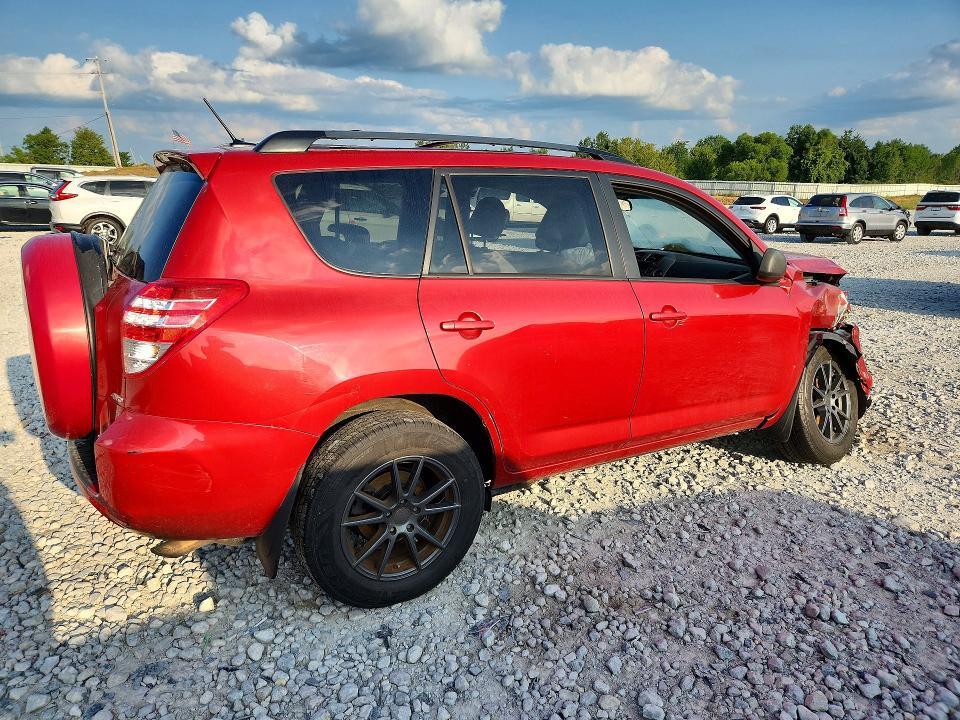 2T3BF4DV0BW125275 2011 TOYOTA RAV4 photo no. 3