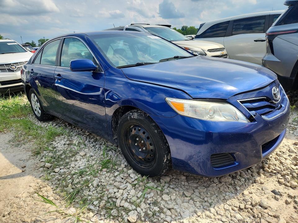 2011 TOYOTA CAMRY BASE — Фото 4 из 12