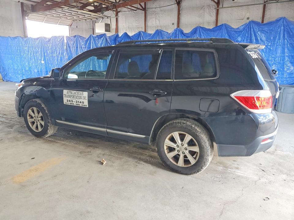2011 TOYOTA HIGHLANDER BASE — Фото 2 из 13