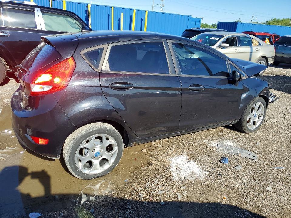 3FADP4FJ5BM223516 2011 FORD FIESTA photo no. 3
