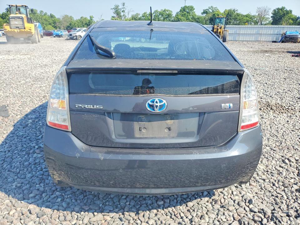 2011 TOYOTA PRIUS FOUR — Фото 6 из 12