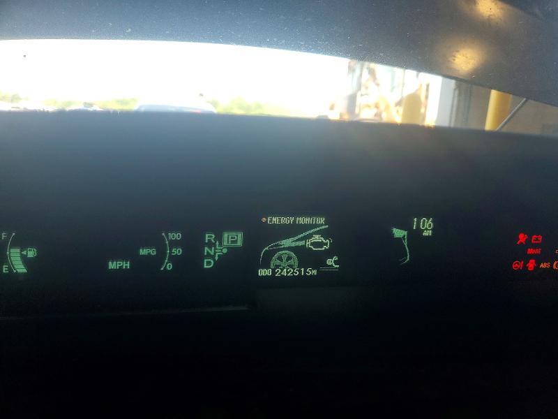 2011 TOYOTA PRIUS FOUR — Фото 9 из 12