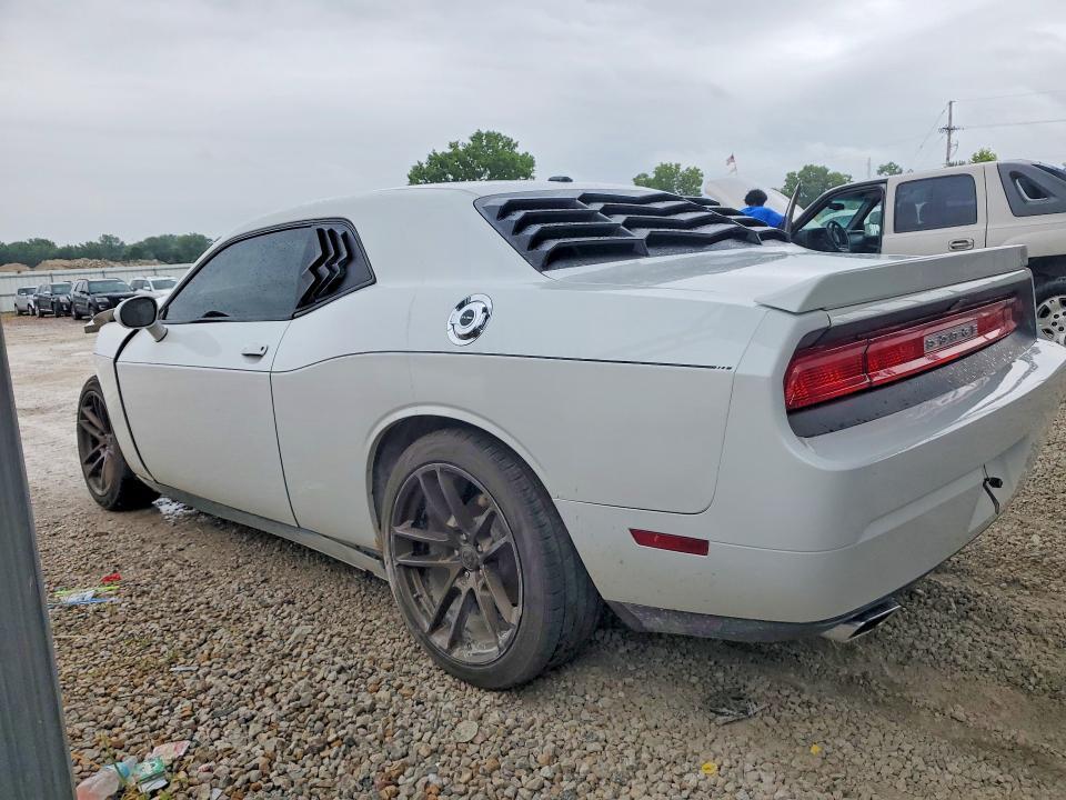 2011 DODGE CHALLENGER — Фото 2 из 13